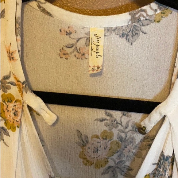 Free People Floral Top - Picture 2 of 6